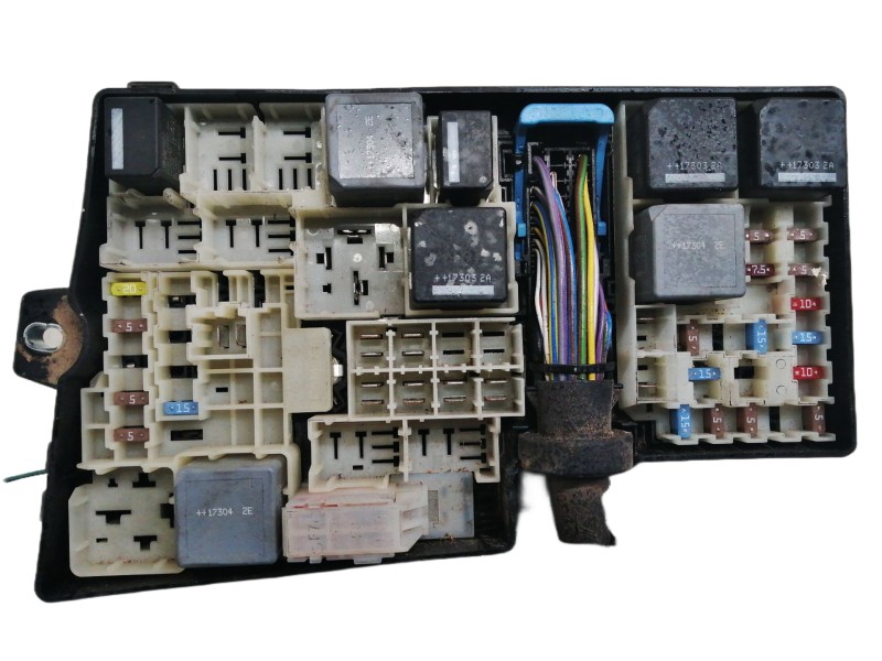 Recambio de caja reles / fusibles para ford kuga (cbs) 1.5 tdci cat referencia OEM IAM GV4T14K733XLA  