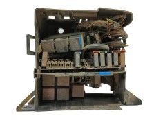 Recambio de caja reles / fusibles para nissan primastar (x83) caja cerrada batalla larga 2,94t referencia OEM IAM 91165778 82000 2