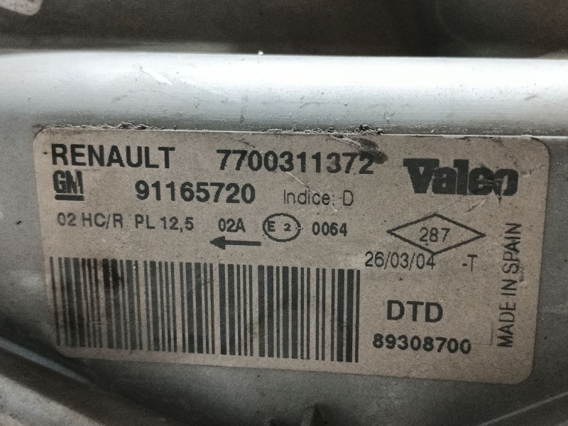 Recambio de faro derecho para nissan primastar (x83) caja cerrada batalla larga 2,94t referencia OEM IAM 7700311372 91165720 893