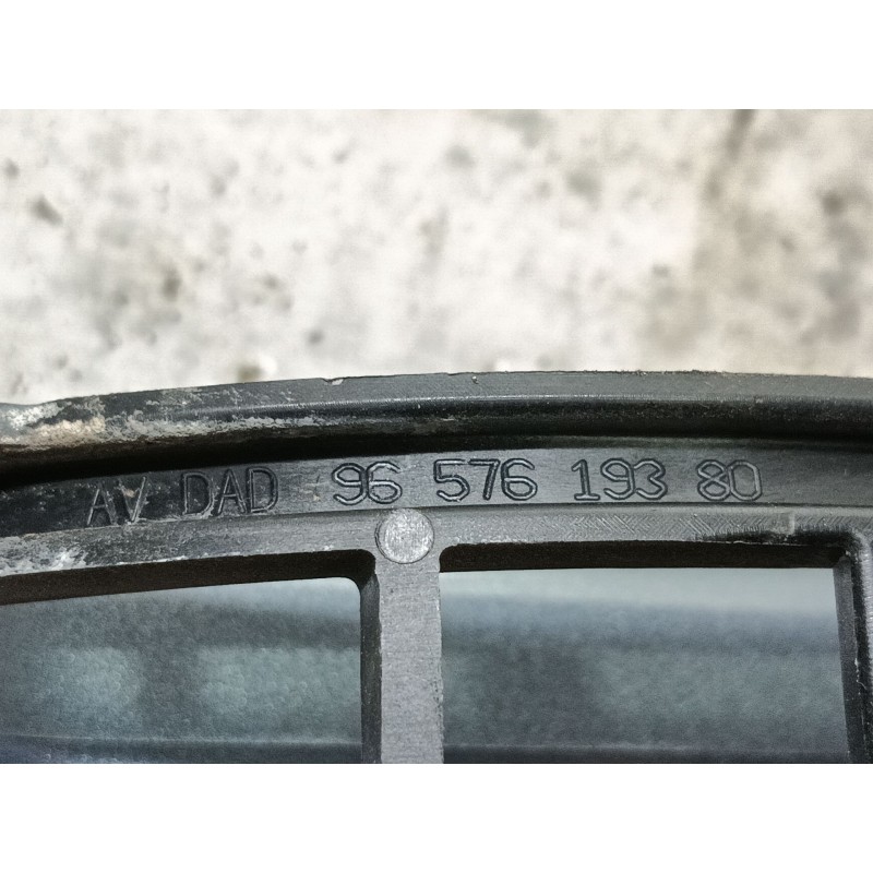 Recambio de maneta exterior delantera izquierda para peugeot 307 berlina (s2) xs referencia OEM IAM 9657619380  803712