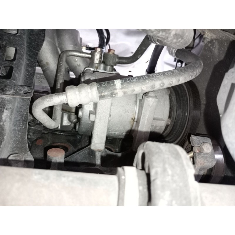 Recambio de compresor aire acondicionado para hyundai lantra berlina (rd) 1.6 gls referencia OEM IAM   