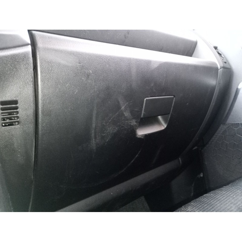 Recambio de guantera para mazda 5 (cr19) 2.0 cd (cr19) referencia OEM IAM   