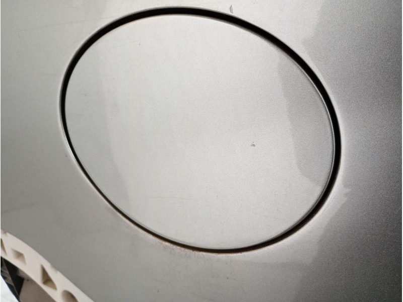 Recambio de tapa exterior combustible para mazda 5 (cr19) 2.0 cd (cr19) referencia OEM IAM   