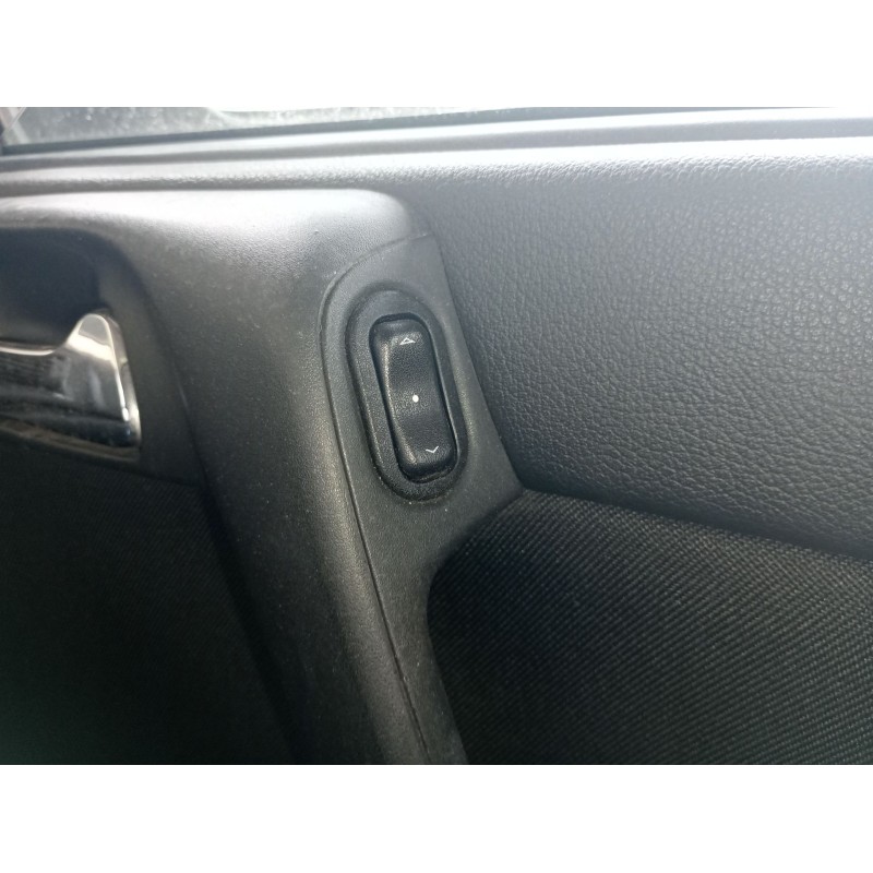Recambio de mando elevalunas delantero derecho para opel astra g coupé 2.2 16v edition referencia OEM IAM   