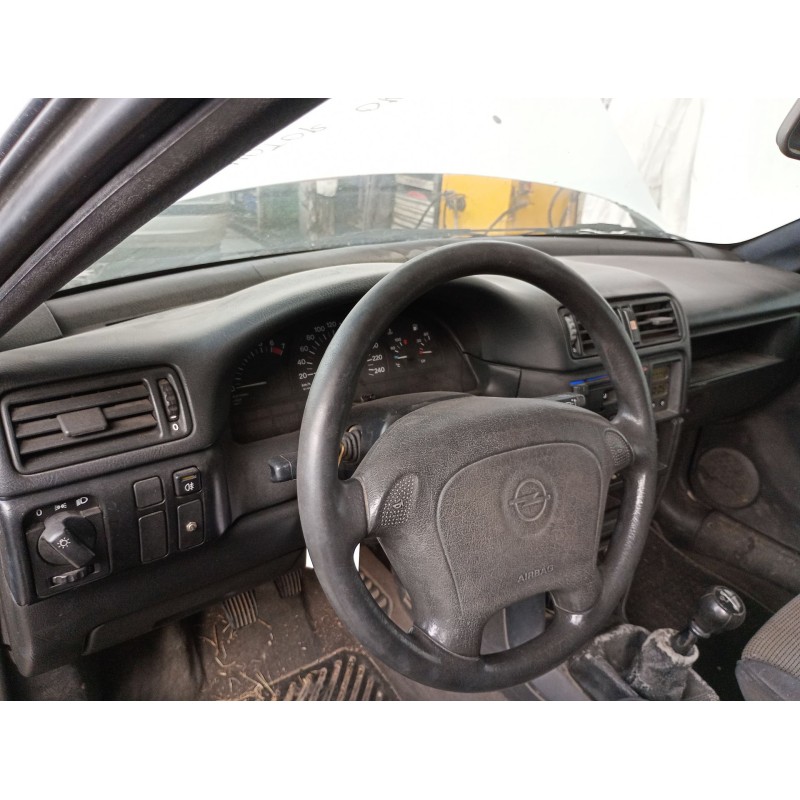 Recambio de salpicadero para opel calibra básico referencia OEM IAM   