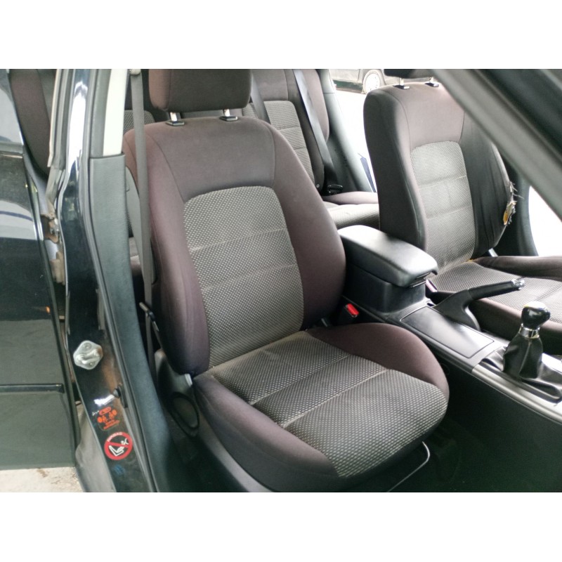 Recambio de asiento delantero derecho para mazda 6 hatchback (gg) 2.0 di (gg14) referencia OEM IAM   