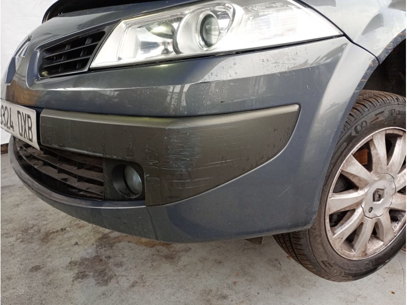 Recambio de paragolpes delantero para renault megane ii berlina 5p confort authentique referencia OEM IAM   