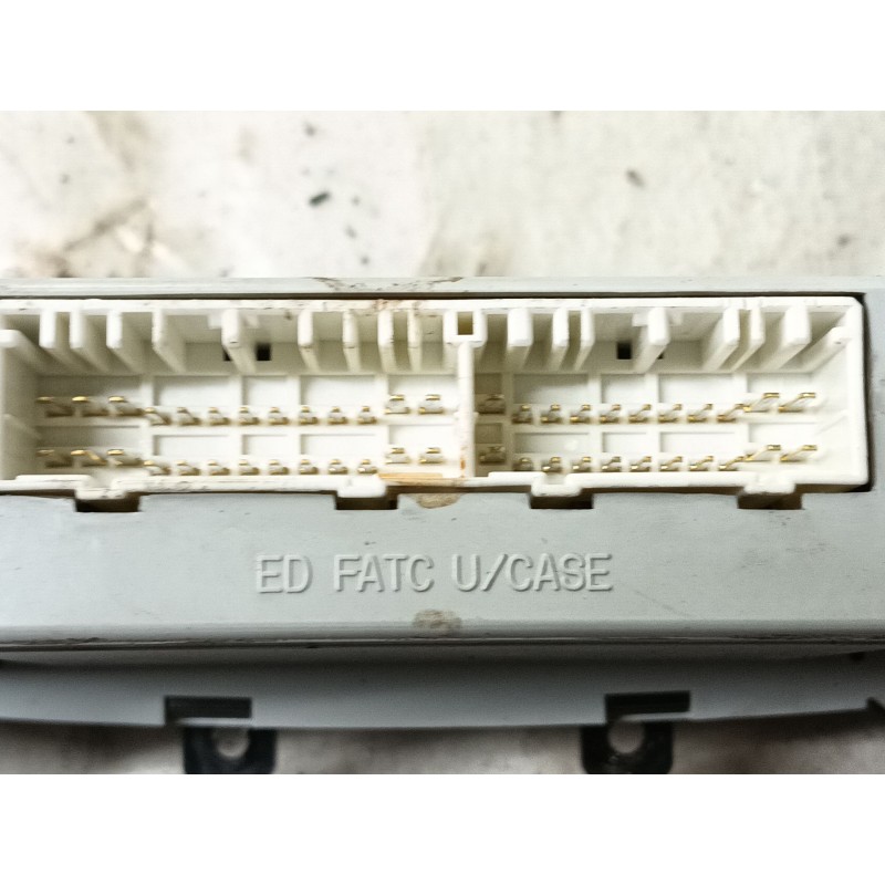 Recambio de mando calefaccion / aire acondicionado para kia pro_cee´d emotion referencia OEM IAM 972501H602  