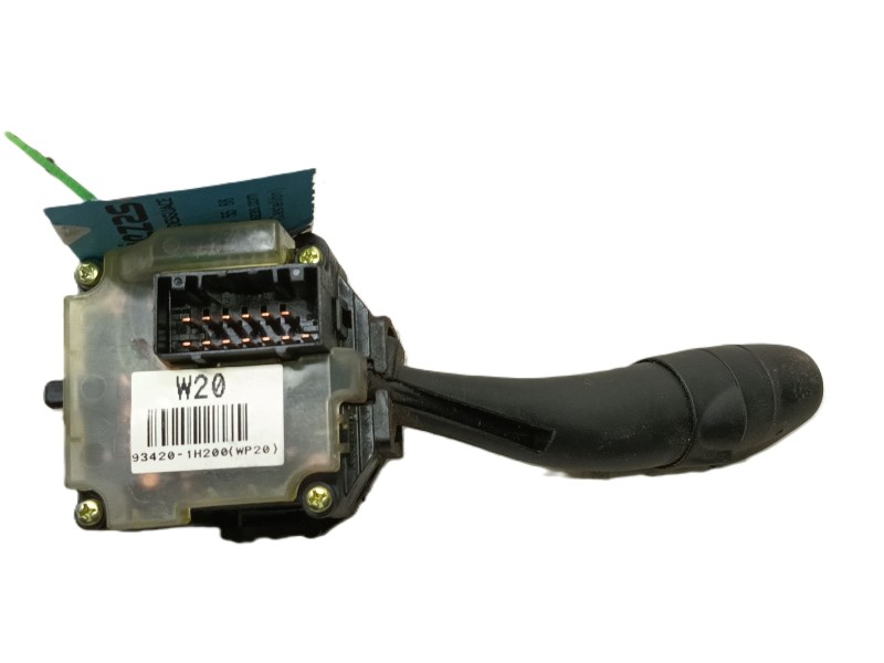 Recambio de mando limpia para kia pro_cee´d emotion referencia OEM IAM 3693PA 93421H200 