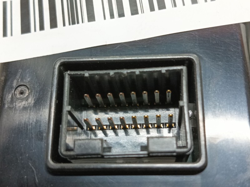 Recambio de pantalla multifuncion para kia pro_cee´d emotion referencia OEM IAM ETN30 957101H300 