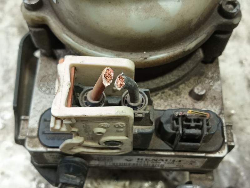 Recambio de bomba direccion para dacia dokker access referencia OEM IAM V29008033S 491100842RA ELECTRICA