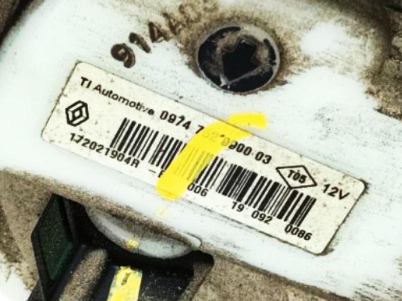 Recambio de aforador para dacia sandero stepway referencia OEM IAM 0974752990003 172021904R 