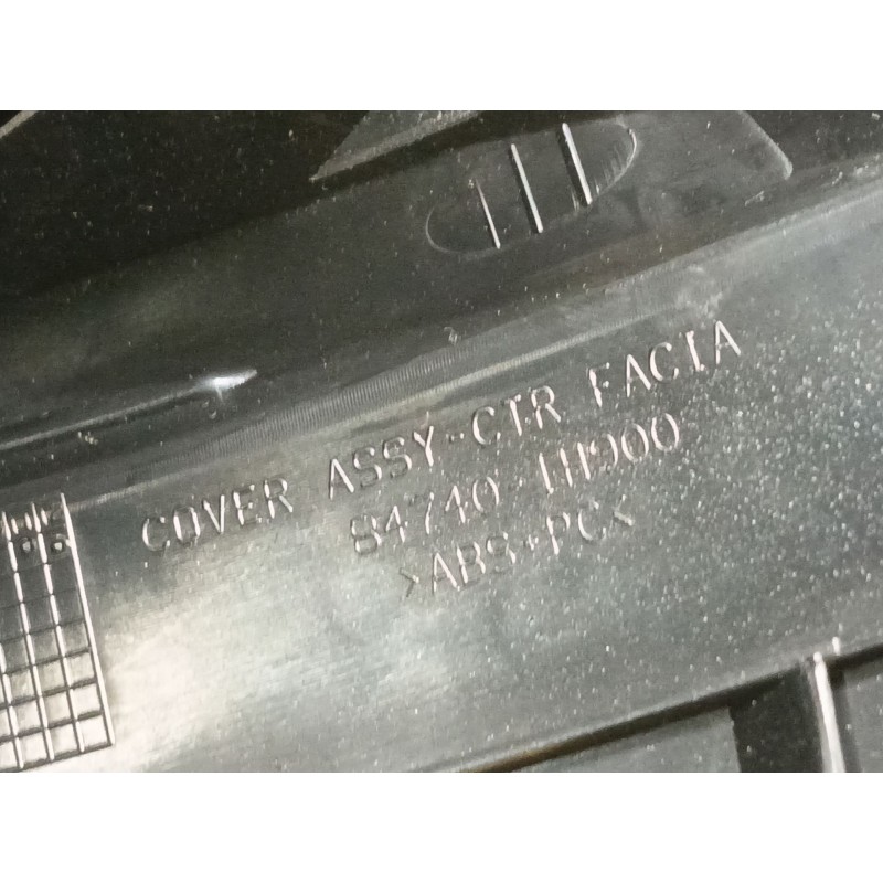 Recambio de rejilla aireadora para kia pro_cee´d emotion referencia OEM IAM 974301H900 847401H900 937001H900