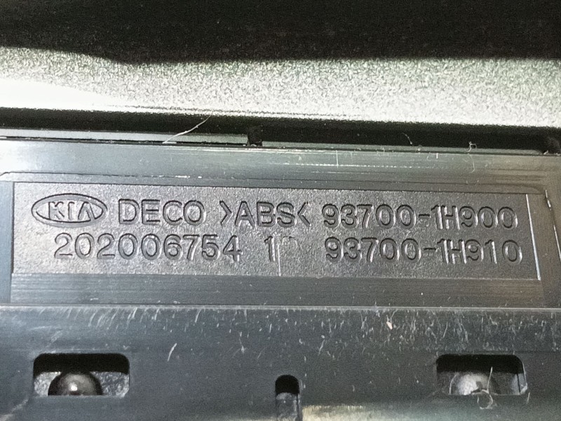 Recambio de rejilla aireadora para kia pro_cee´d emotion referencia OEM IAM 974301H900 847401H900 937001H900