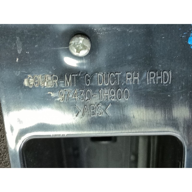 Recambio de rejilla aireadora para kia pro_cee´d emotion referencia OEM IAM 974301H900 847401H900 937001H900