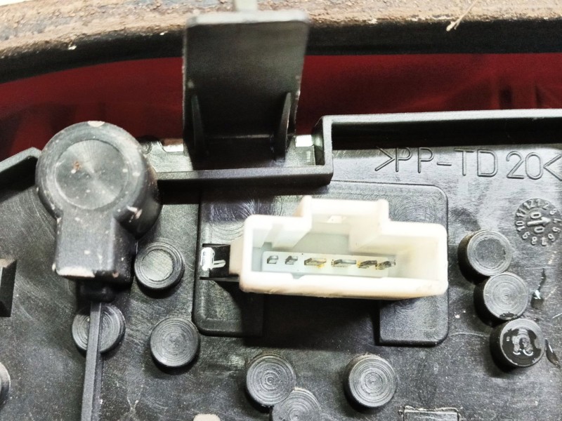 Recambio de piloto trasero izquierdo para peugeot 406 berlina (s1/s2) svdt referencia OEM IAM   9630364877