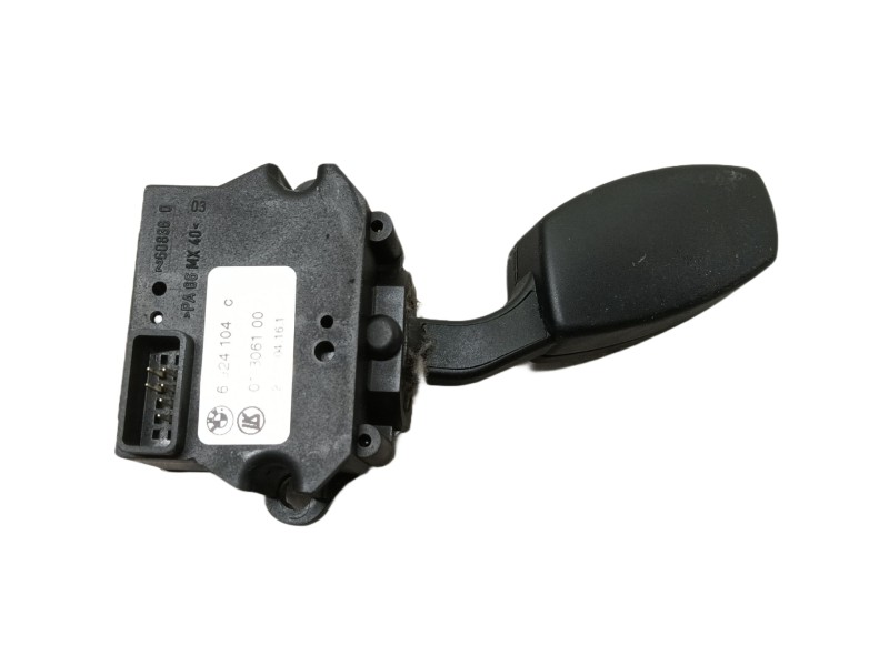 Recambio de mando multifuncion para bmw serie 5 touring (e61) 530d referencia OEM IAM 6924104C 01306100 