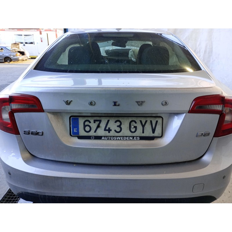 Recambio de porton trasero para volvo s60 ii (134) d3 referencia OEM IAM   