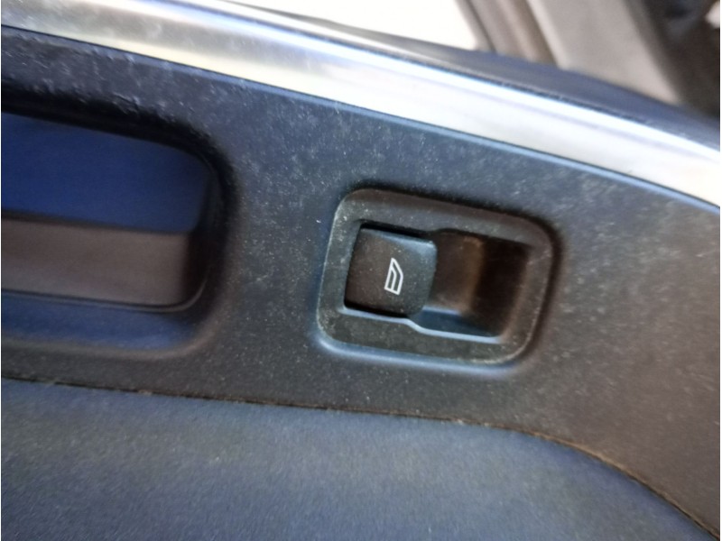 Recambio de mando elevalunas trasero derecho para volvo s60 ii (134) d3 referencia OEM IAM   