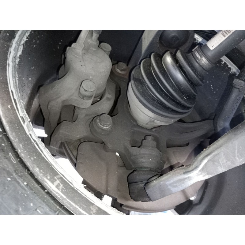 Recambio de mangueta delantera derecha para volvo s60 ii (134) d3 referencia OEM IAM   