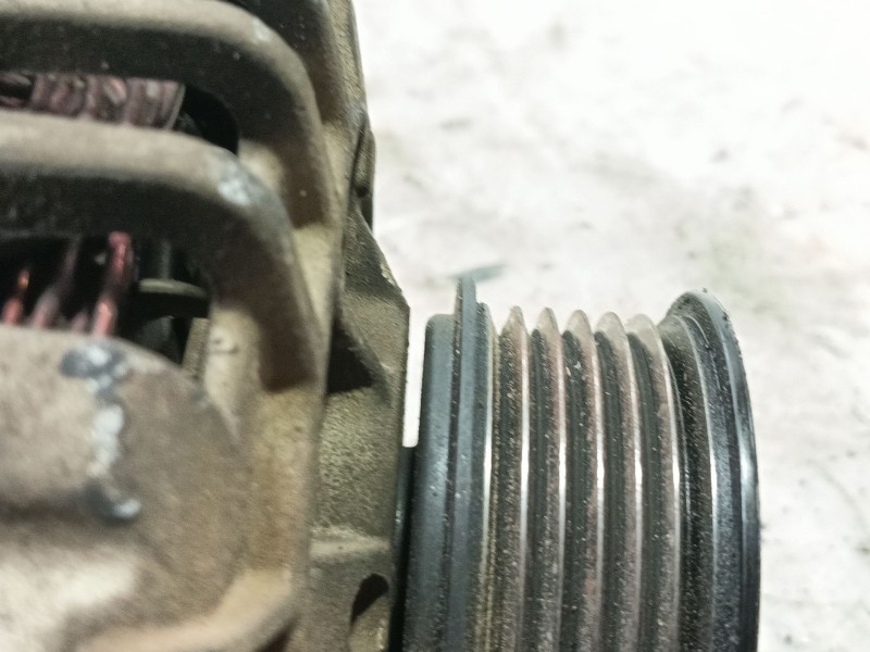 Recambio de alternador para peugeot boxer caja cerr. techo sobreelev.(rs3700)(350)(´02) 350 lh td referencia OEM IAM   