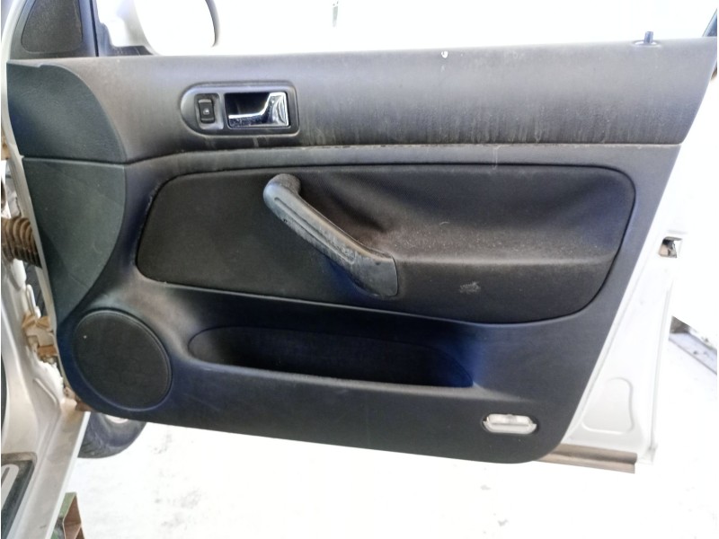 Recambio de elevalunas delantero derecho para volkswagen golf iv berlina (1j1) advance referencia OEM IAM   