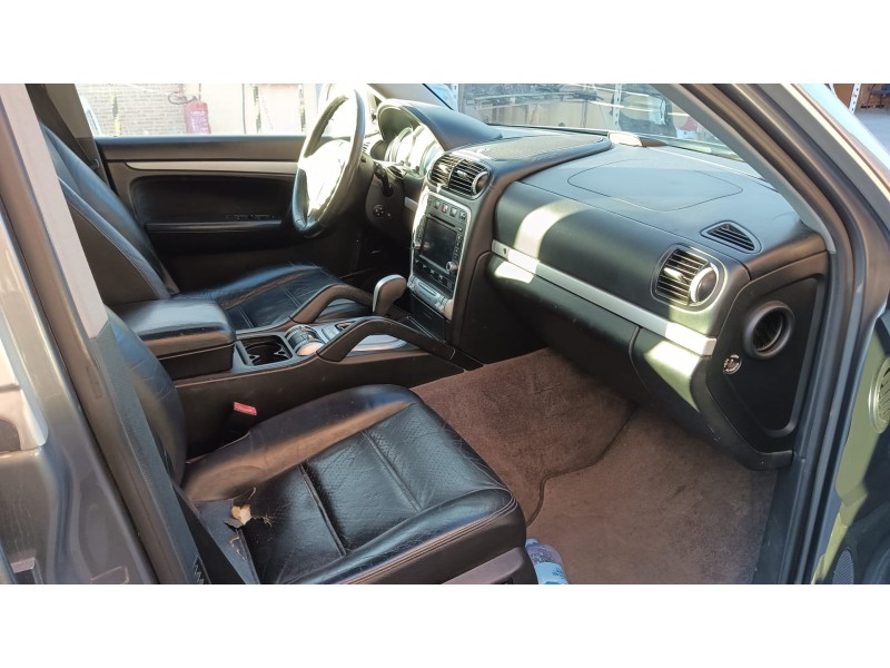 porsche cayenne (9pa) del año 2004
