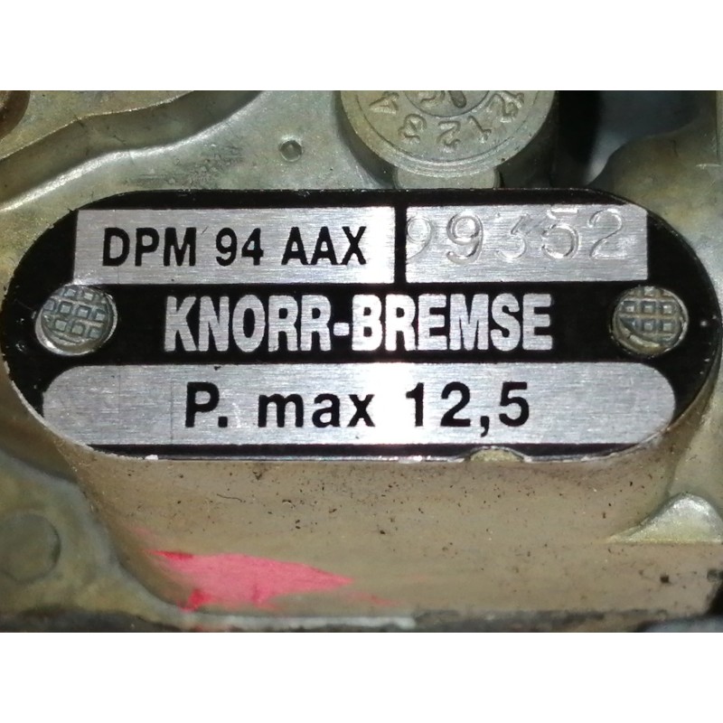 Recambio de palanca freno de mano para iveco camion 60e12 lm3c6012 referencia OEM IAM KNORRBREMSE DPM94AAX 