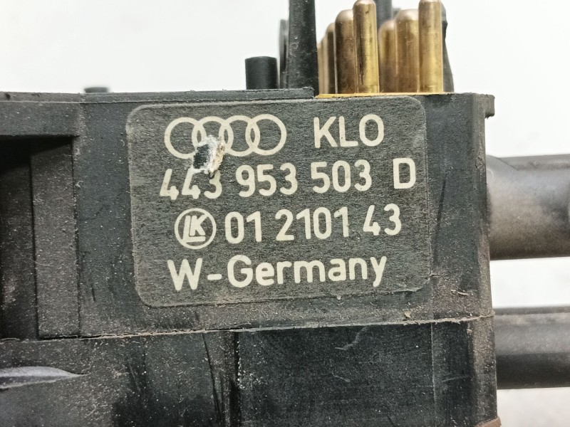 Recambio de mando limpia para audi 80/90 (811/813/853) 80 gte referencia OEM IAM 01210143 443953503D 