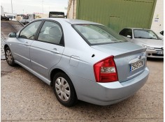kia cerato del año 2004