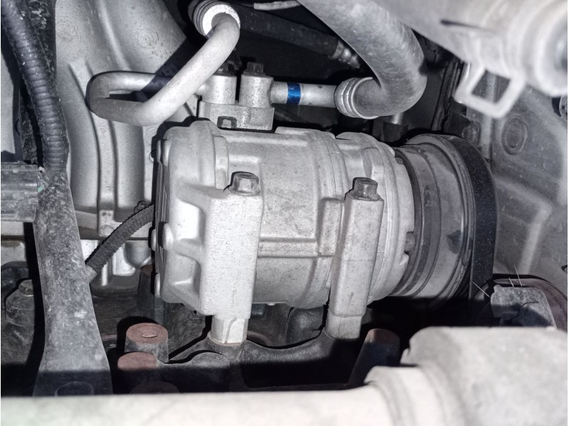 Recambio de compresor aire acondicionado para kia cerato 2.0 ex berlina (4-ptas.) referencia OEM IAM   