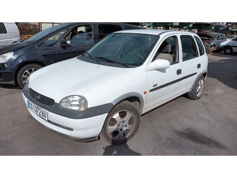 opel corsa b (s93) del año 2000