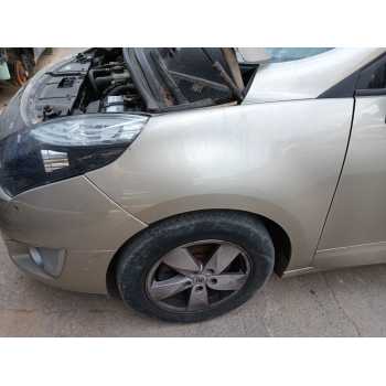 ALETA DELANTERA IZQUIERDA 631017581R 