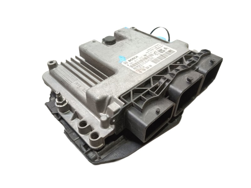Recambio de centralita motor uce para citroën c3 selection referencia OEM IAM 0281017337 9666729680 9676833080