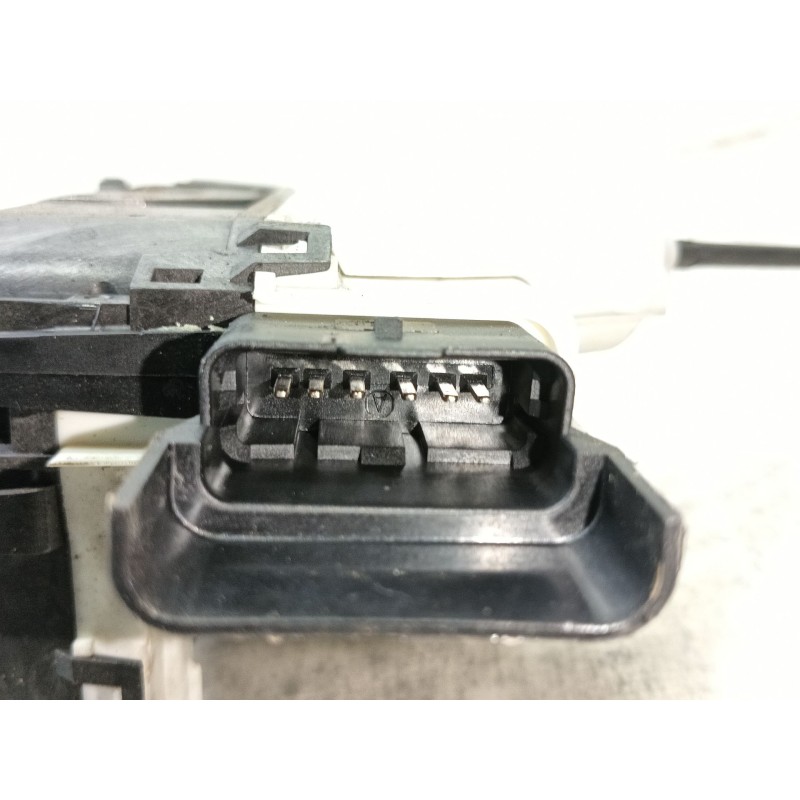 Recambio de cerradura puerta delantera izquierda para citroën c3 collection referencia OEM IAM A04947 PSA006244 7112X2020J8