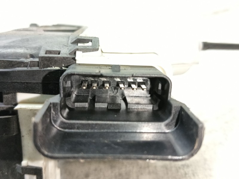 Recambio de cerradura puerta delantera izquierda para citroën c3 collection referencia OEM IAM A04947 PSA006244 7112X2020J8