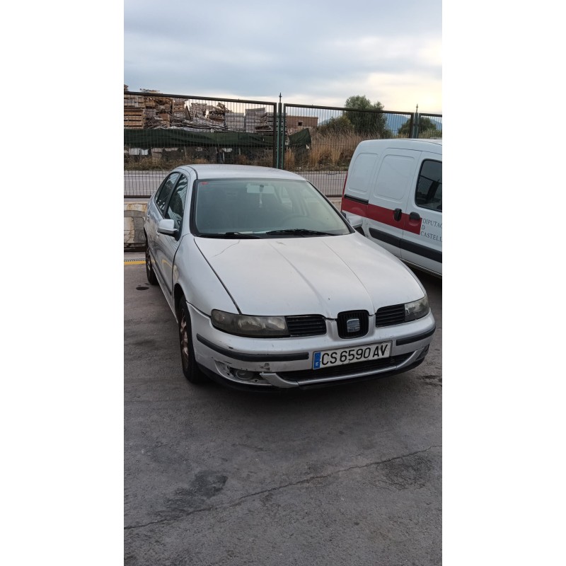 seat toledo ii (1m2) del año 2000