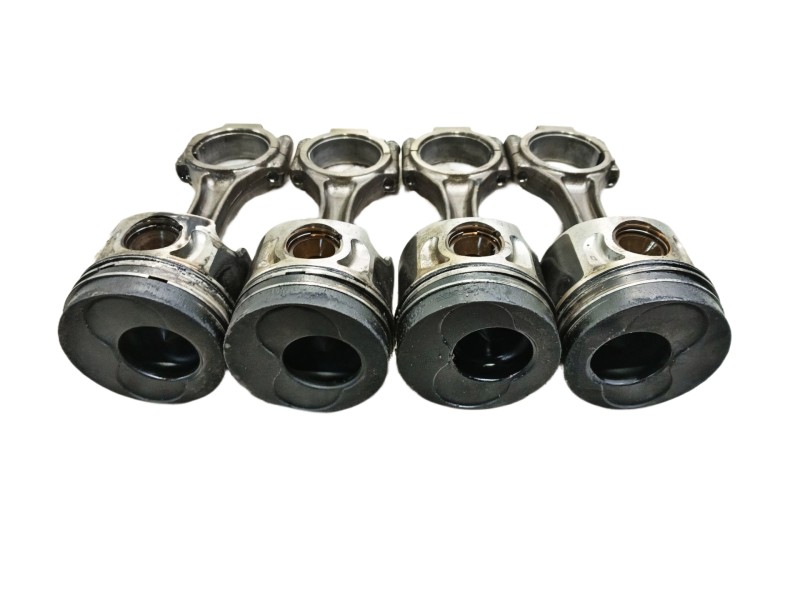 Recambio de piston para seat ibiza (6l1) f.r. referencia OEM IAM   010406070107