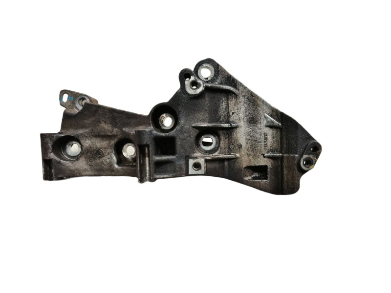 Recambio de soporte alternador para dacia duster sl audacia 4x2 referencia OEM IAM 8200669494  