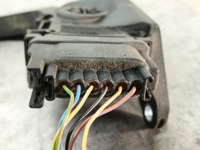 Recambio de pedal acelerador para ford tourneo courier (c4a) ambiente referencia OEM IAM 6PV00951720 8V219F836AB 