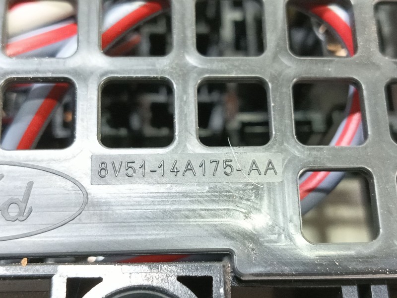 Recambio de caja reles / fusibles para ford tourneo courier (c4a) ambiente referencia OEM IAM   