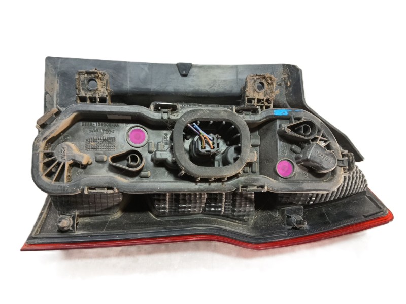 Recambio de piloto trasero izquierdo para ford tourneo courier (c4a) ambiente referencia OEM IAM   