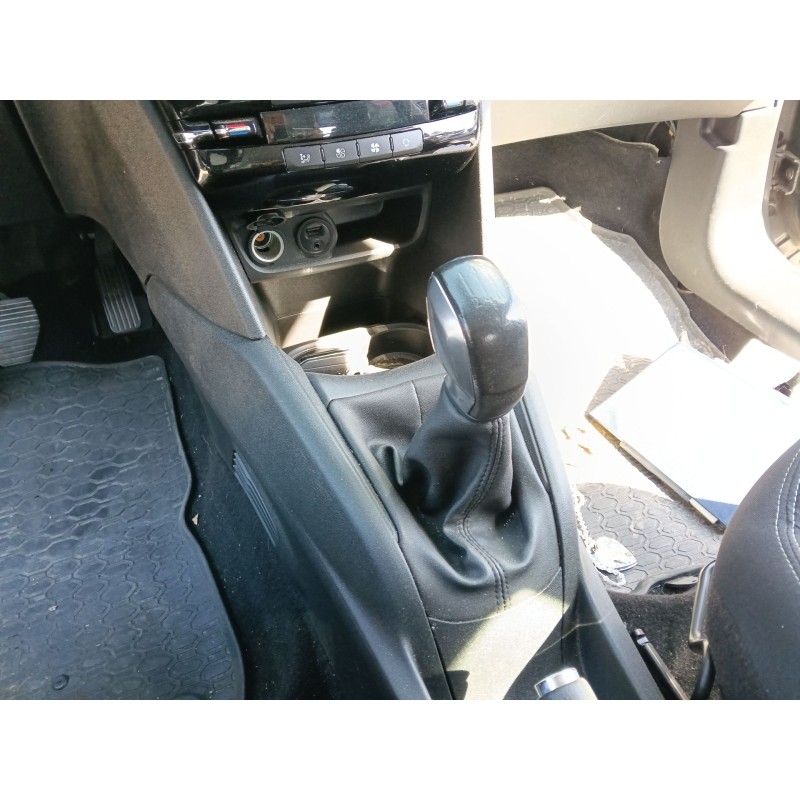 Recambio de pomo palanca cambio para peugeot 208 i (ca_, cc_) 1.2 thp 110 referencia OEM IAM   