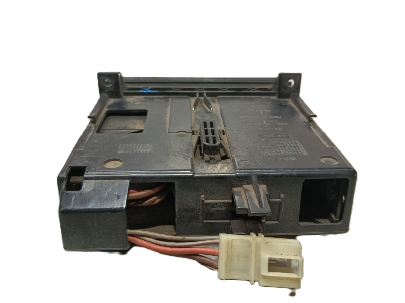 Recambio de cenicero para porsche cayenne (9pa) s 4.5 referencia OEM IAM   