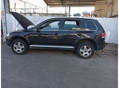 VOLKSWAGEN TOUAREG (7LA)