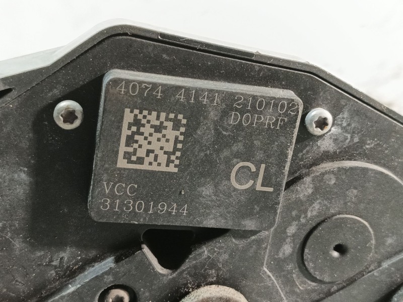 Recambio de cerradura puerta trasera derecha para volvo s60 ii (134) d3 referencia OEM IAM 40744141210102 31301944 