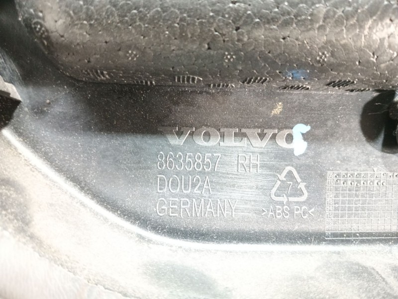 Recambio de guarnecido puerta delantera derecha para volvo s60 ii (134) d3 referencia OEM IAM 8635860 8635857 