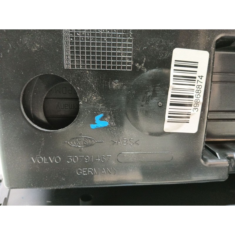 Recambio de apoyabrazos central para volvo s60 ii (134) d3 referencia OEM IAM 30791394 39803369 30791467