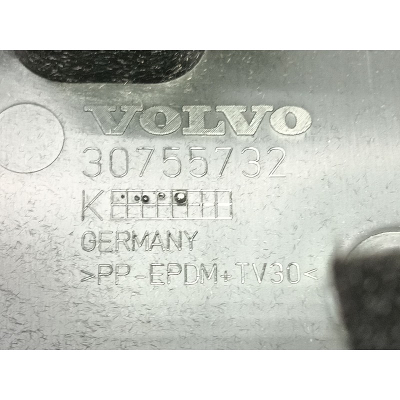 Recambio de apoyabrazos central para volvo s60 ii (134) d3 referencia OEM IAM 30791394 39803369 30791467