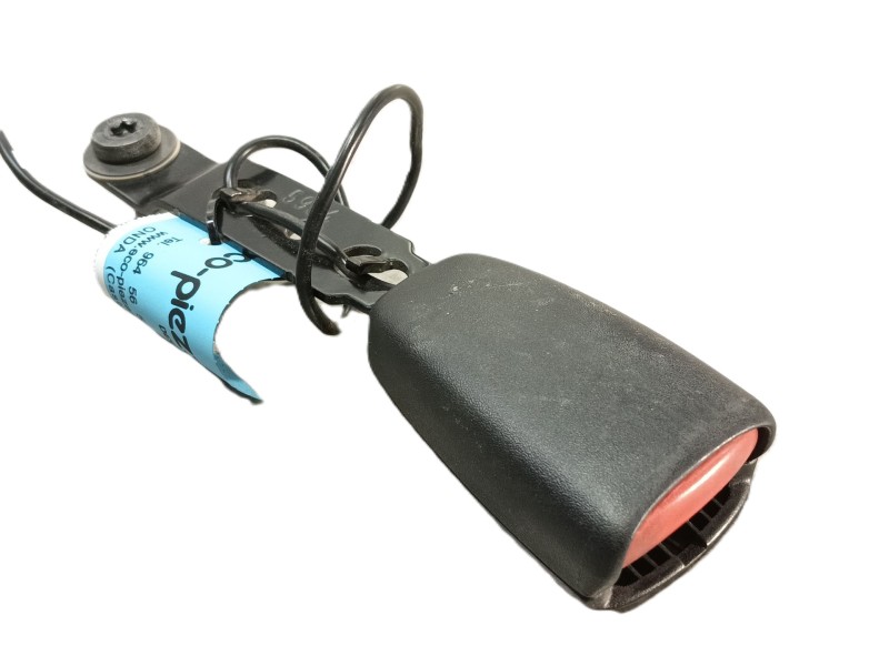 Recambio de enganche cinturon delantero derecho para volvo s60 ii (134) d3 referencia OEM IAM   